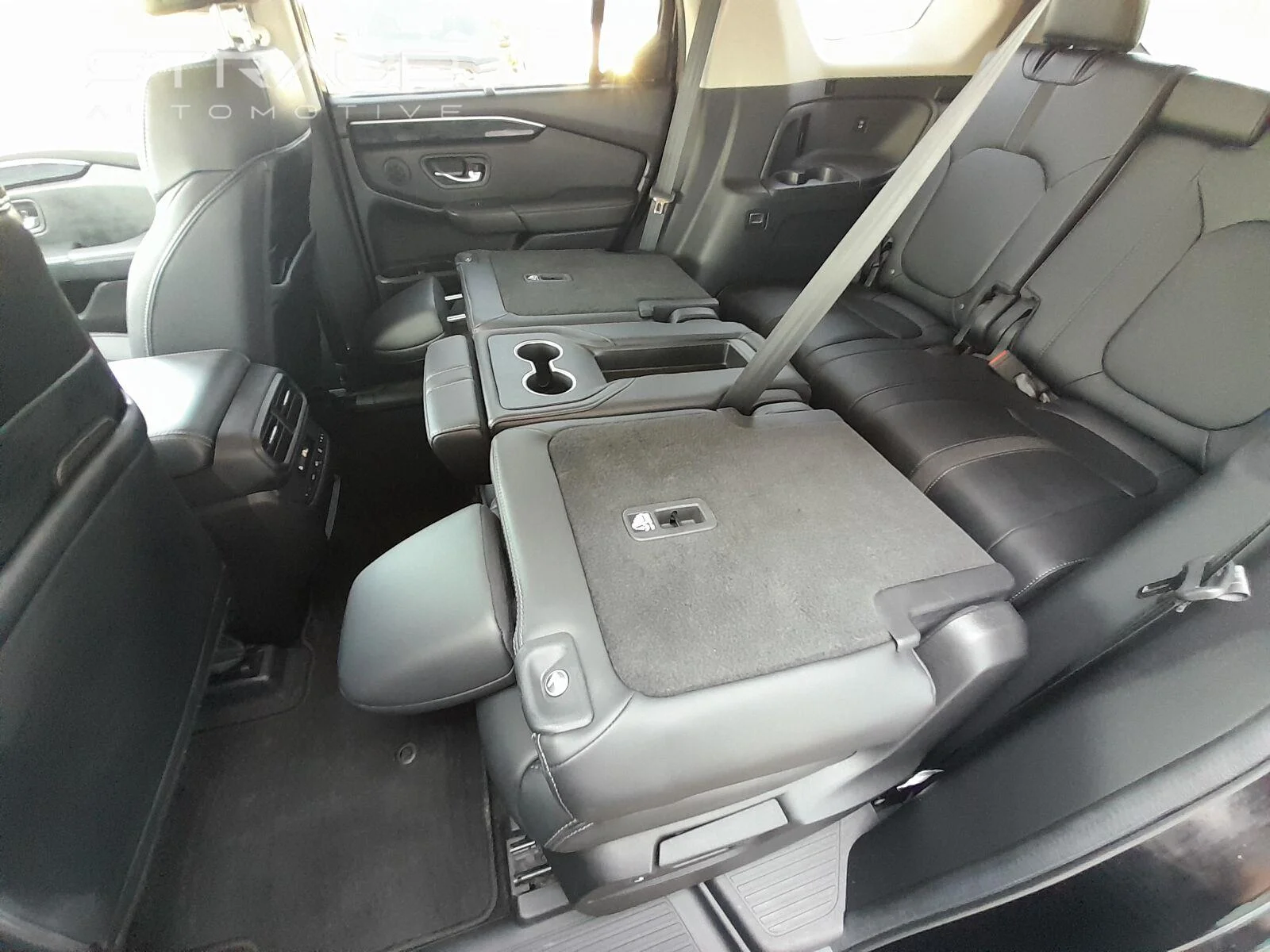 Used 2025 Crystal Black Pearl Honda EX-L image 46