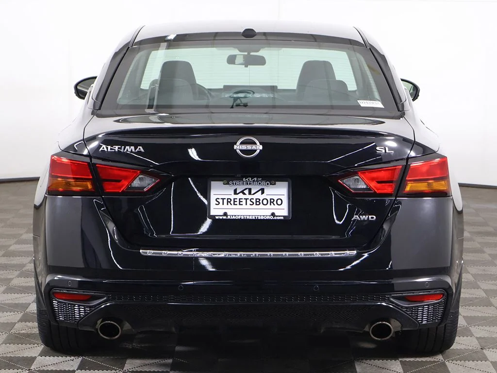 Used 2023 Black Nissan 2.5 SL image 13