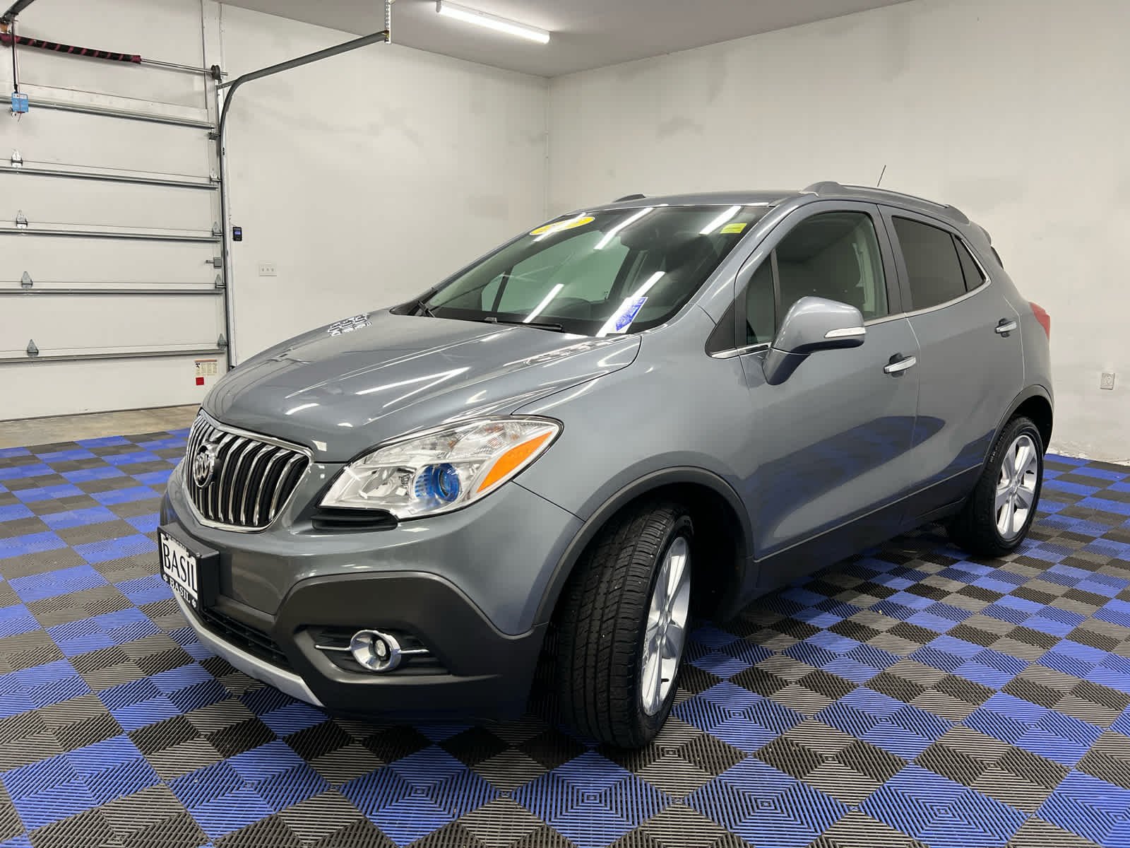 Used 2015 Satin Steel Gray Metallic Buick Convenience image 3