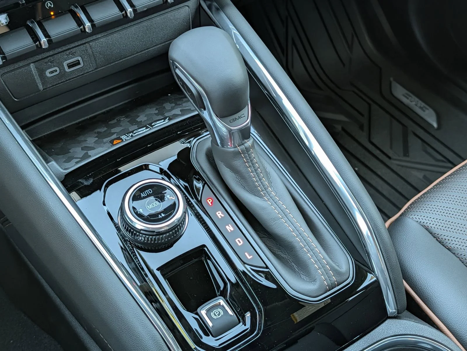 New 2026 Onyx Black GMC AT4 image 12