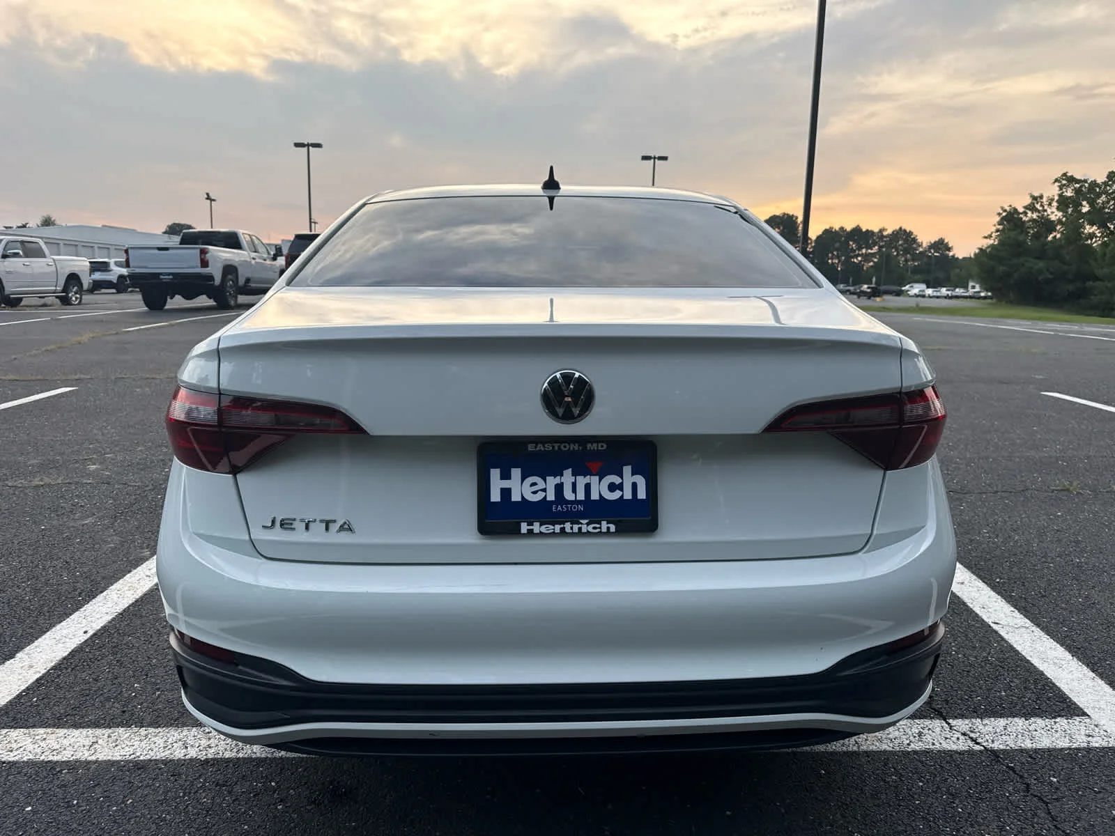 Used 2023 Pure White Volkswagen Sport image 4
