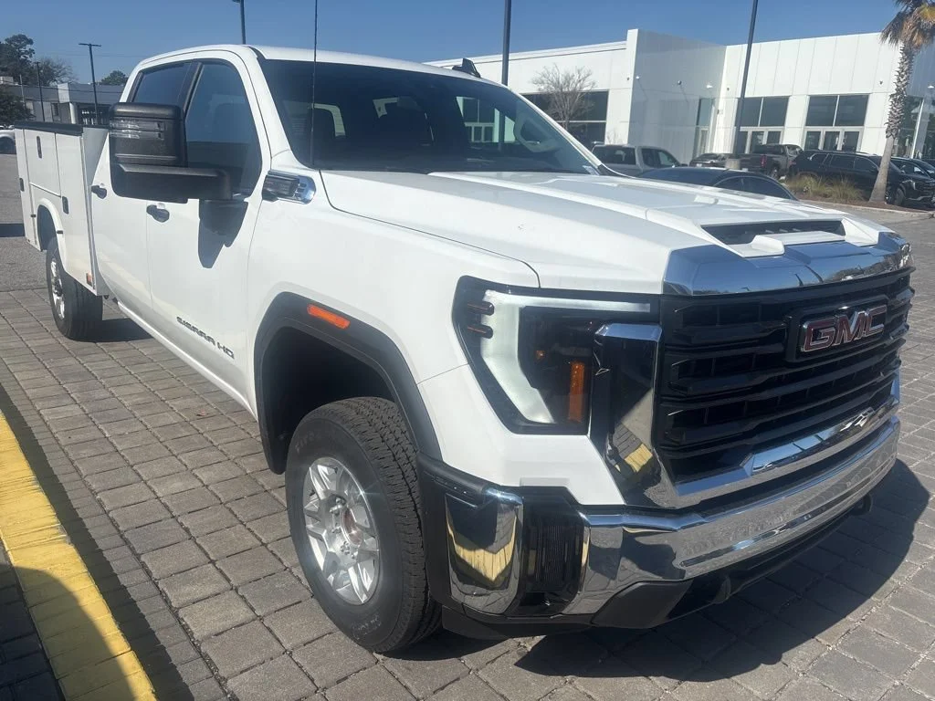 2026 GMC Sierra 2500HD Pro - Photo 6