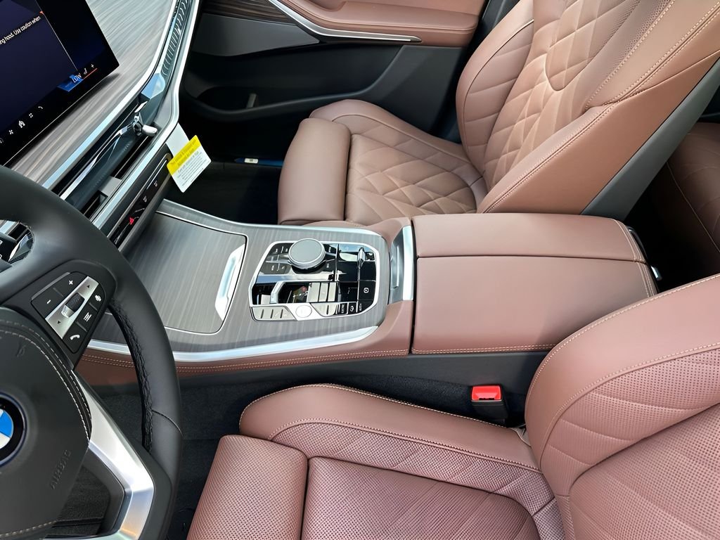 New 2026 Black Sapphire Metallic BMW xDrive50e image 20
