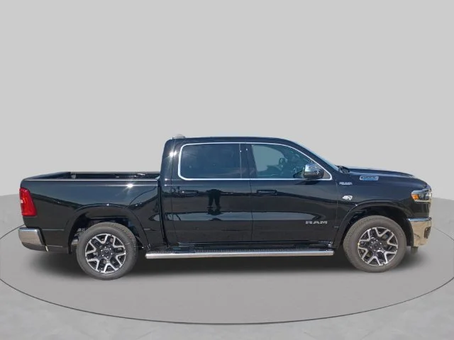 New 2027 Diamond Black Crystal Pearl-Coat Exterior Paint RAM Laramie image 6