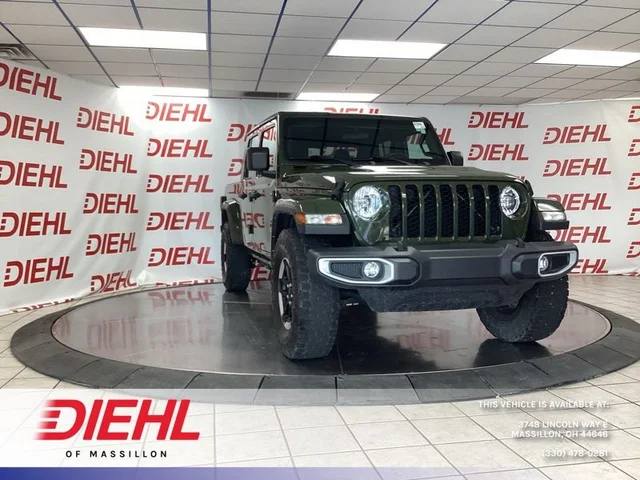 2022 Jeep Gladiator Sport