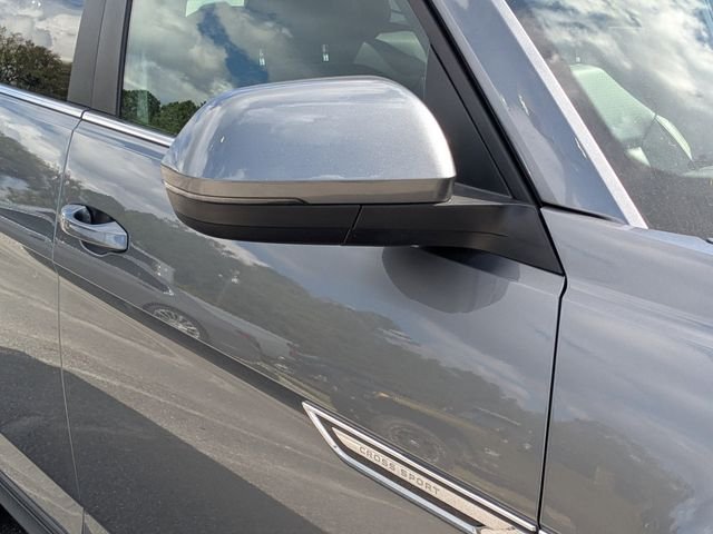 2020 Volkswagen Atlas Cross Sport SE w/Tech - Photo 10