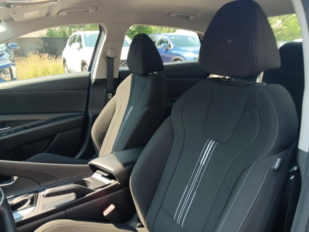 Used 2024 Intense Blue Hyundai SEL image 13