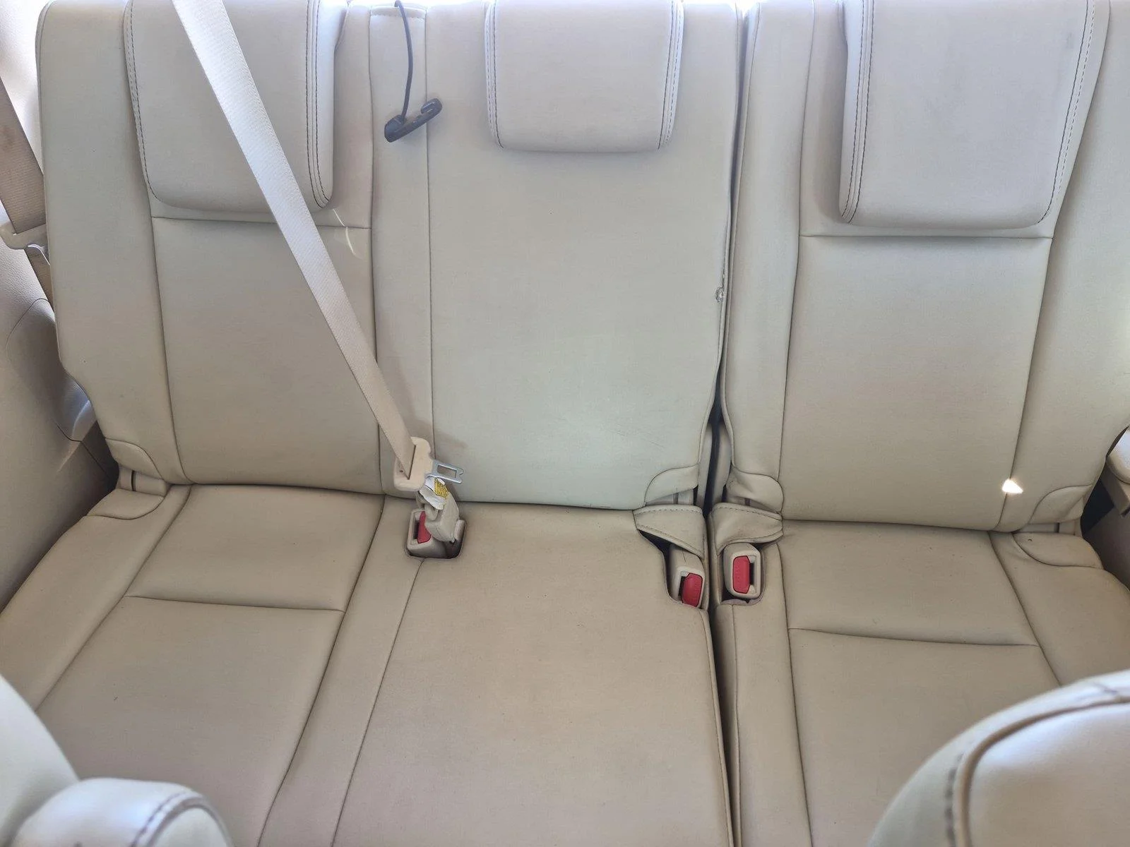 Used 2016 Shoreline Blue Pearl Toyota XLE image 33