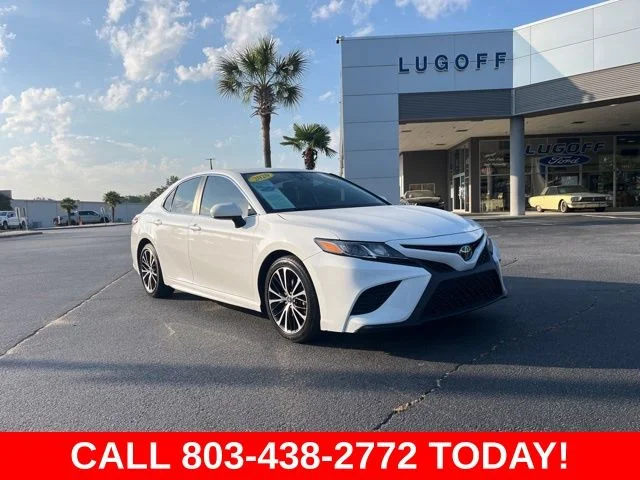 2020 Toyota Camry SE