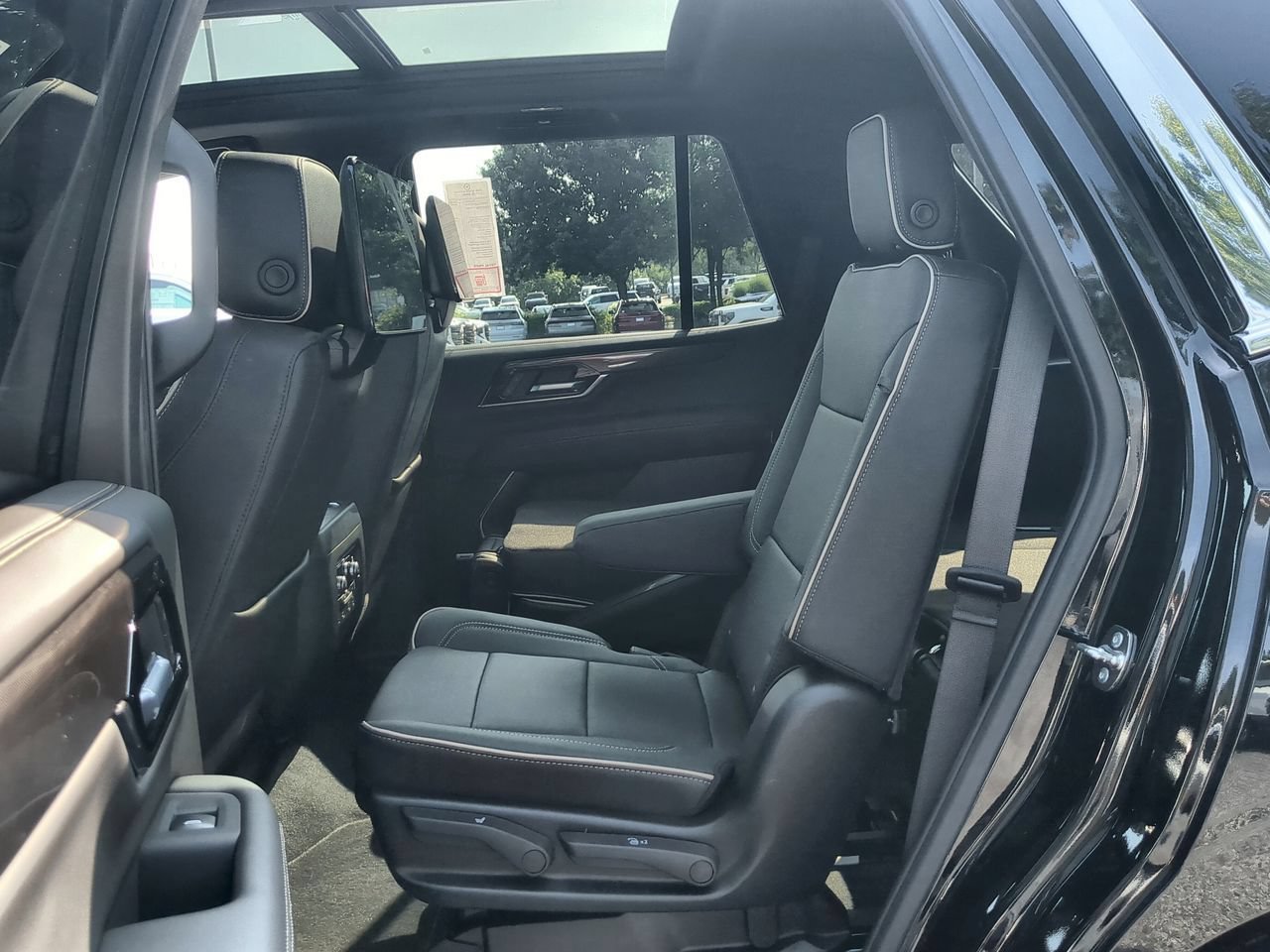 New 2026 Onyx Black GMC Elevation image 26