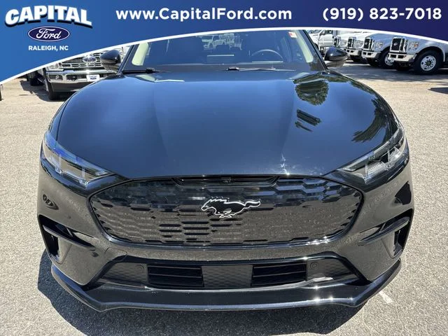 Used 2025 Black Ford Premium image 10