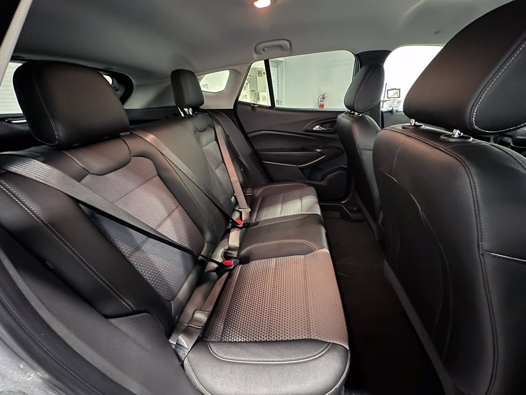 Used 2025 Gray Chevrolet LT image 21