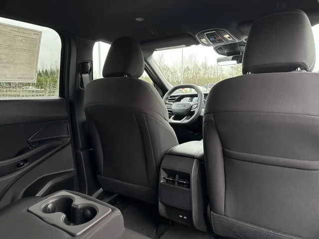 New 2026 Diamond Black Crystal Pearl-Coat Exterior Paint Jeep Laredo image 25