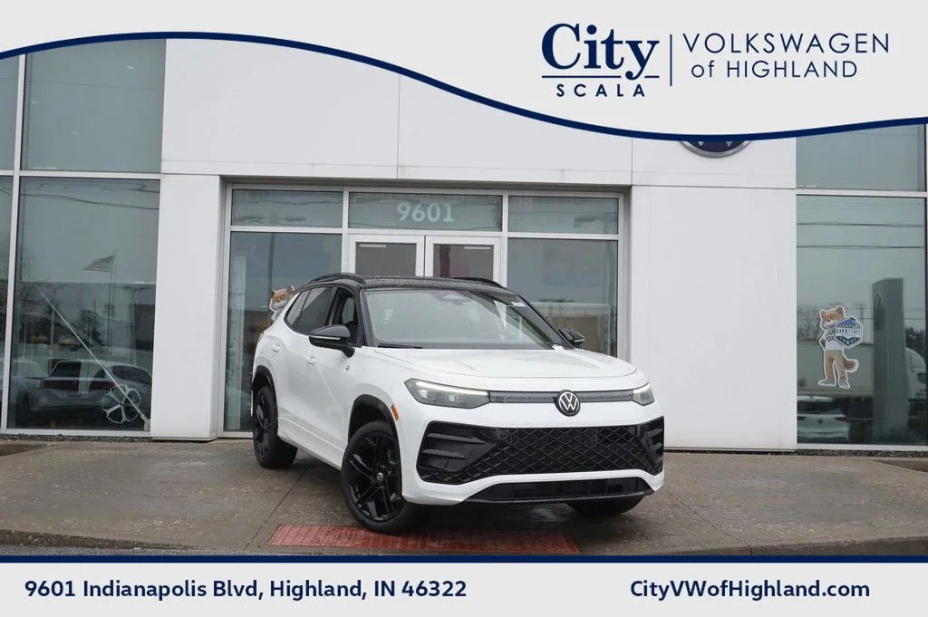 New 2026 White/off-white Volkswagen 2.0T SE R-Line Black image 1