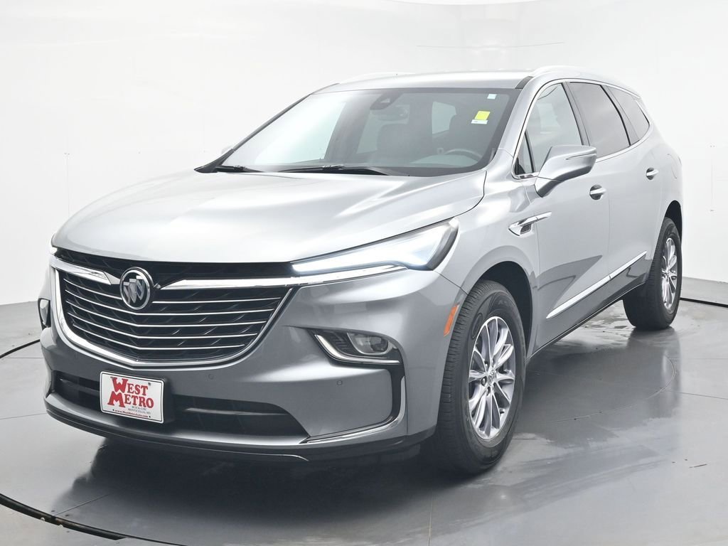 Used 2024 Buick Enclave Essence with VIN 5GAEVAKW7RJ101110 for sale in Monticello, Minnesota