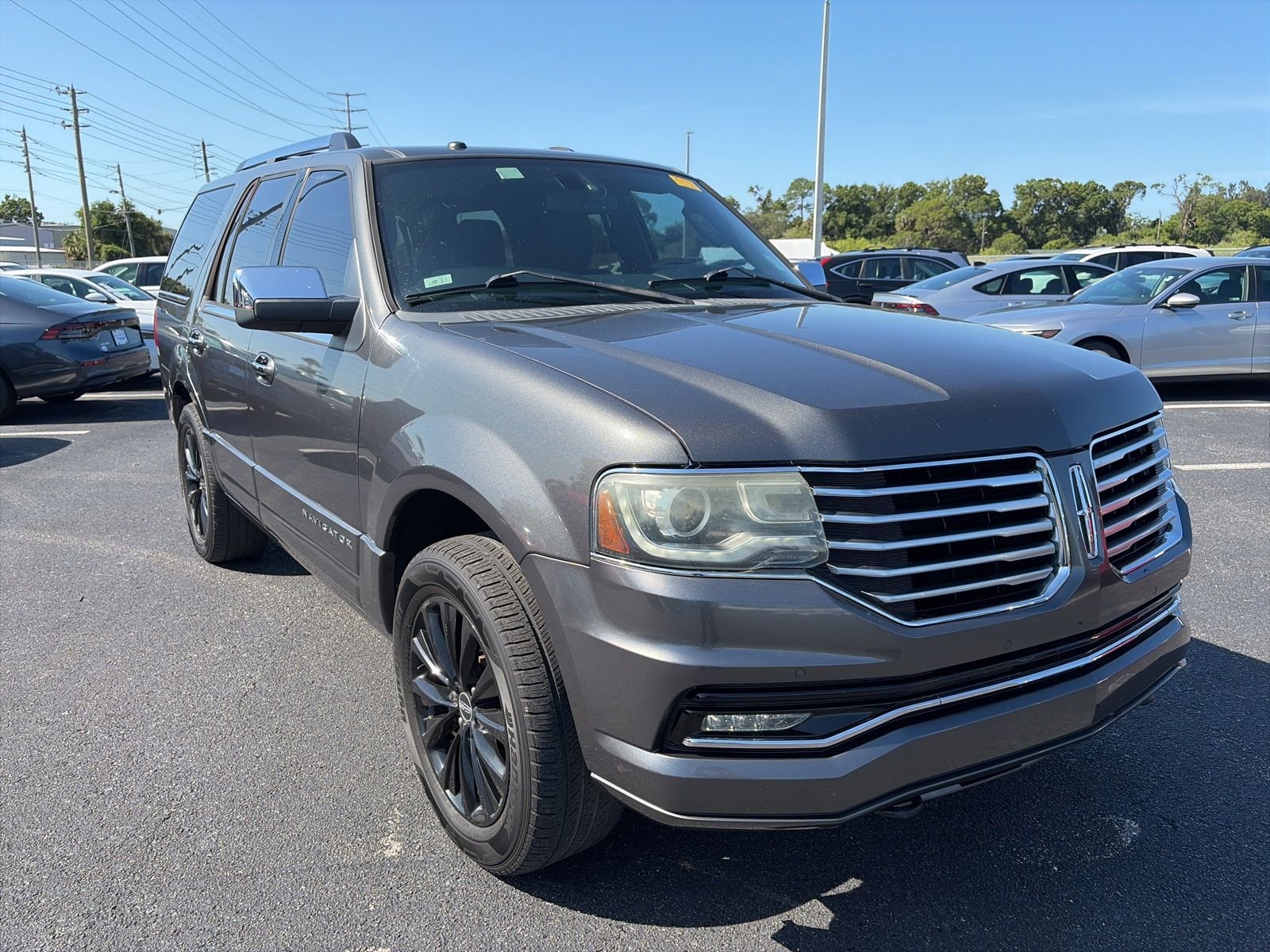 2015 Lincoln Navigator 4x2's photo