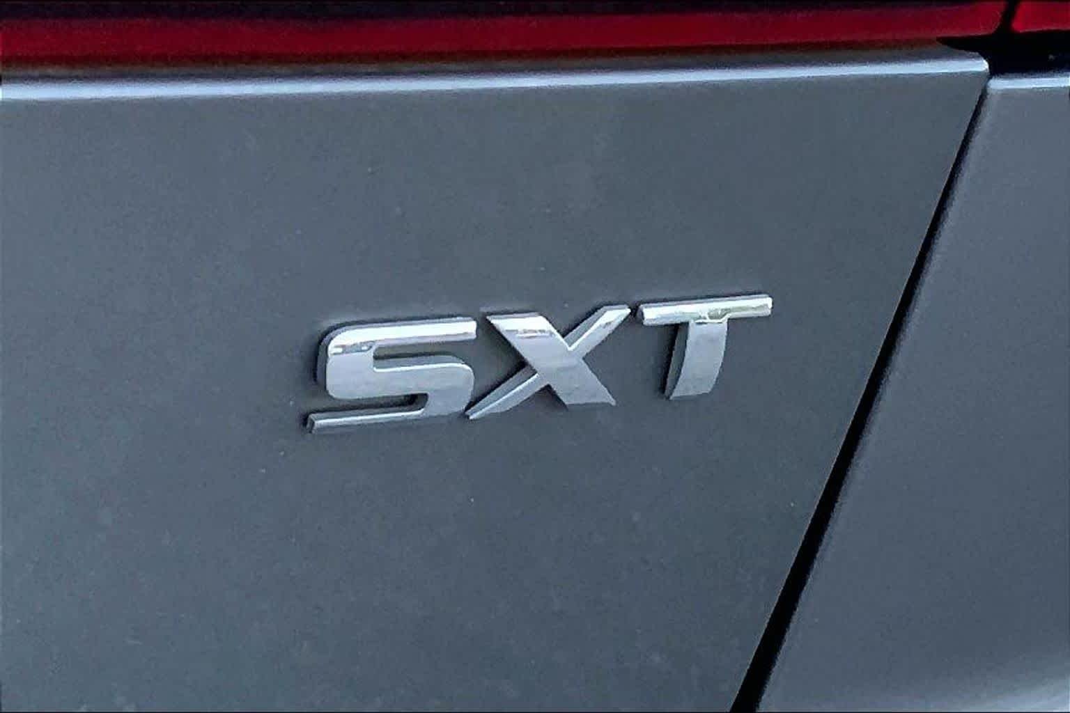 Used 2013 Storm Grey Pearl Dodge SXT image 9