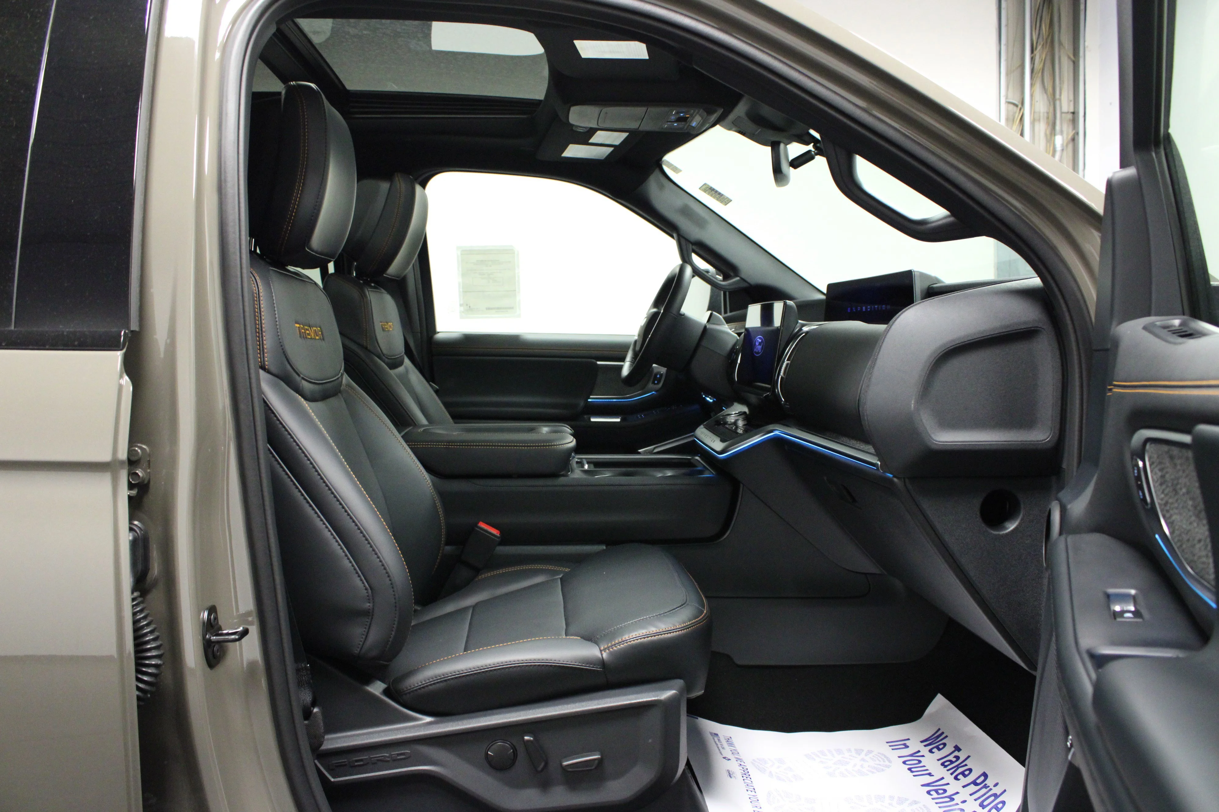 New 2026 Marsh Gray Ford Tremor® image 16