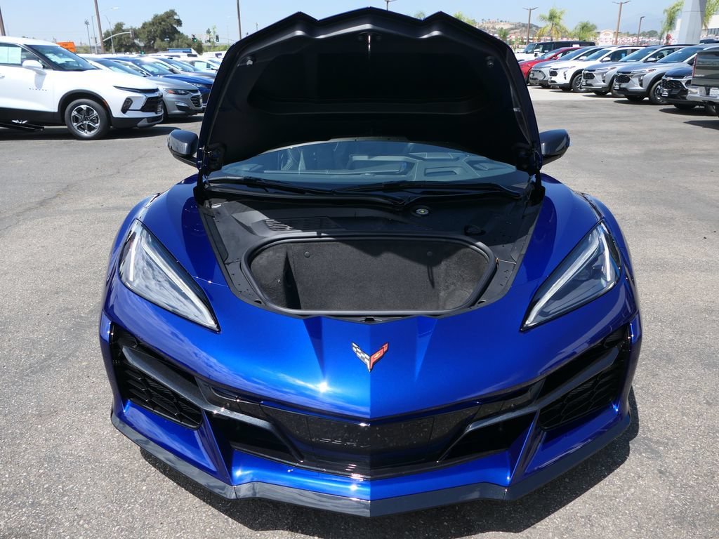 New 2027 Admiral Blue Metallic Chevrolet 2LT image 35