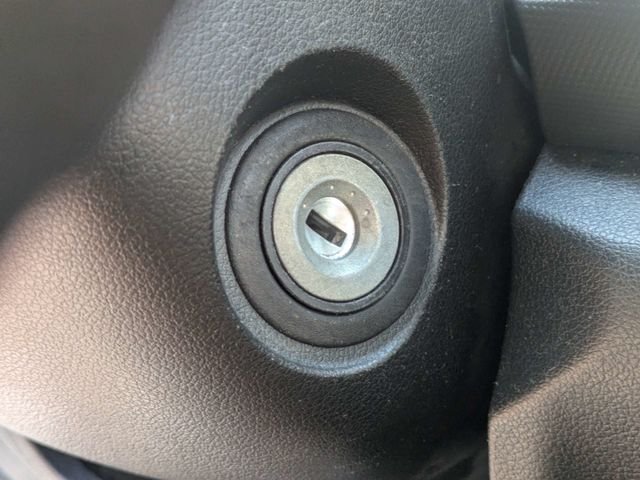 Used 2019 White Hyundai SE image 30