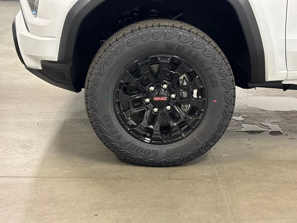 New 2026 Summit White GMC Elevation image 10