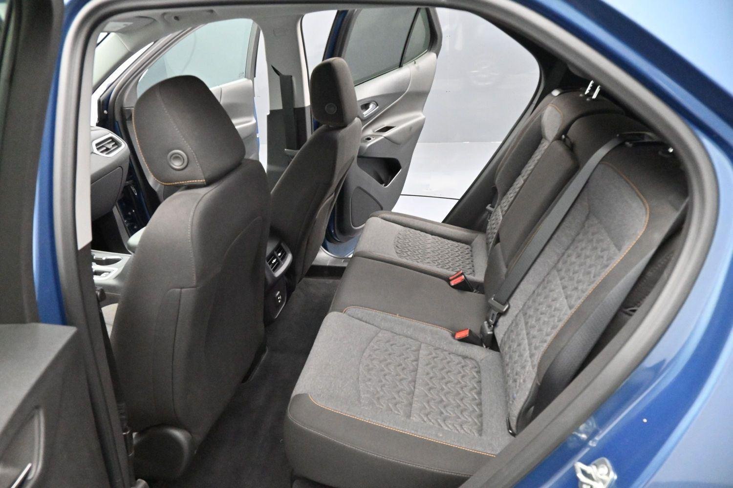 Used 2024 Lakeshore Blue Metallic Chevrolet LT image 30