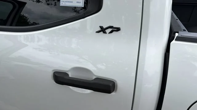 Used 2022 White Toyota SR5 image 38