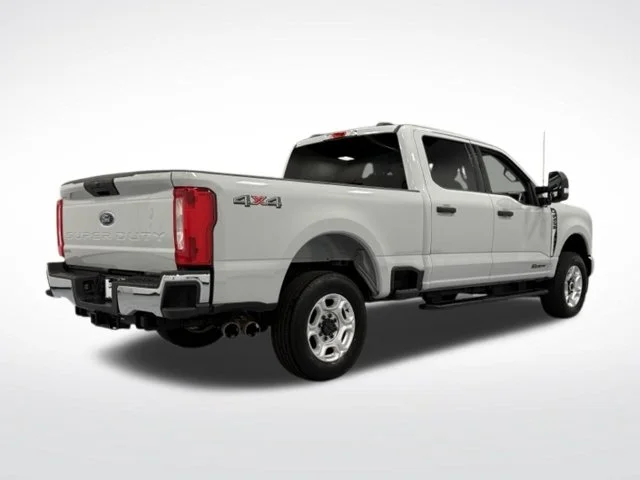 Used 2026 White Ford XLT image 9