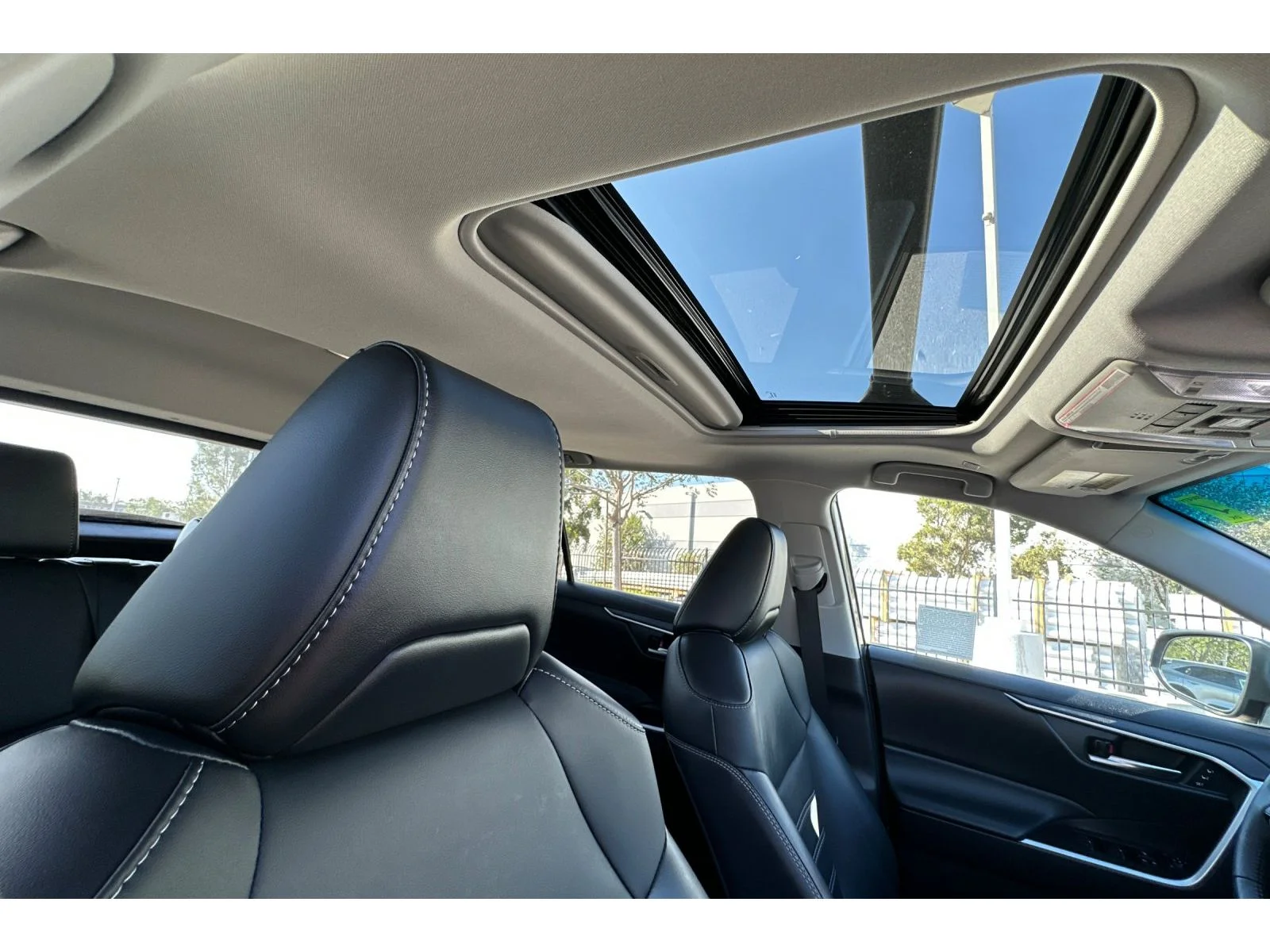 Used 2023 Magnetic Gray Metallic Toyota XLE Premium image 20