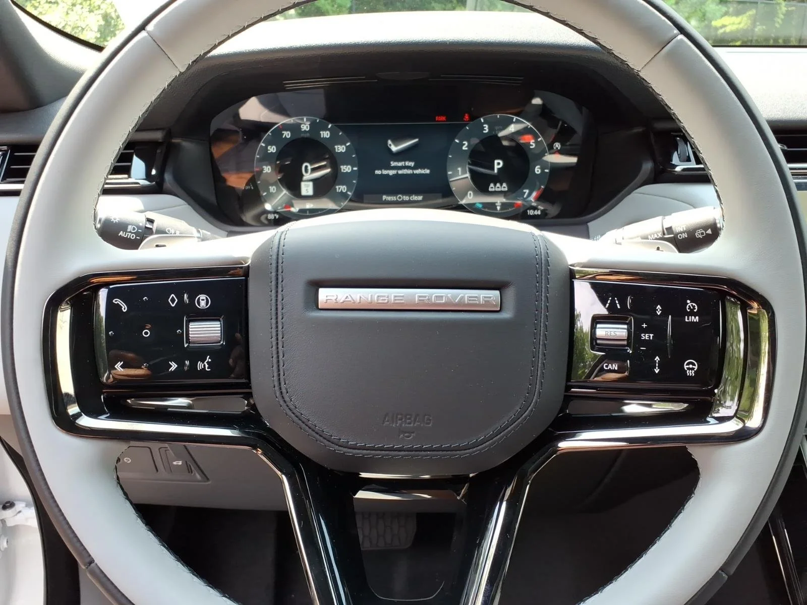 New 2026 Fuji White LAND ROVER S image 11