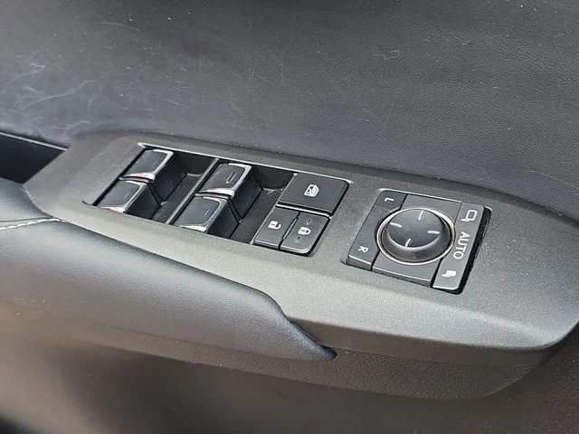 Used 2018 Silver Lexus 300 Base image 25