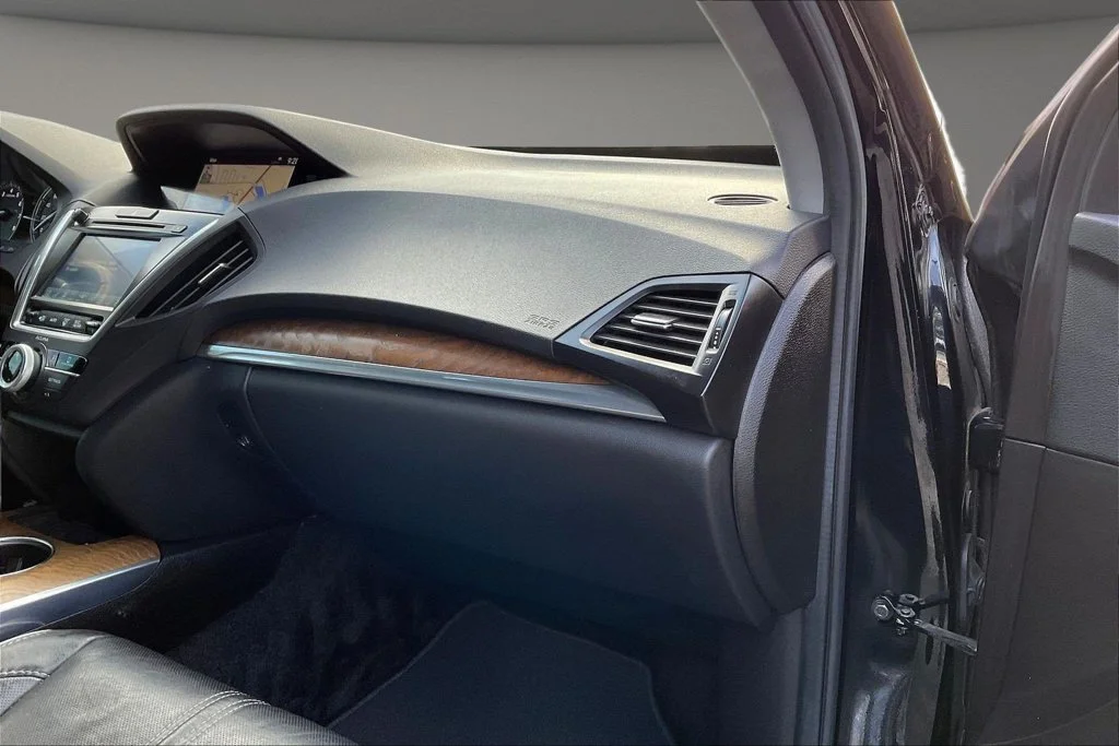 Used 2020  Acura Advance image 29