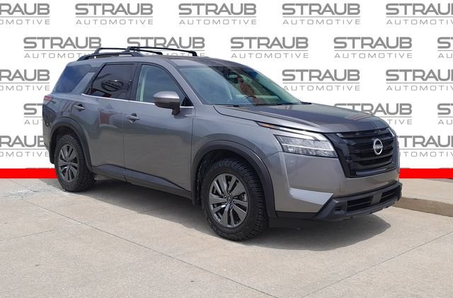 2022 Nissan Pathfinder SV 4WD's photo