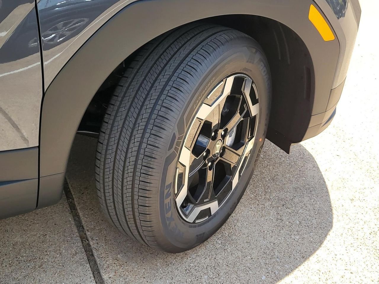 New 2026 Ecotronic Gray Hyundai SE FWD image 7