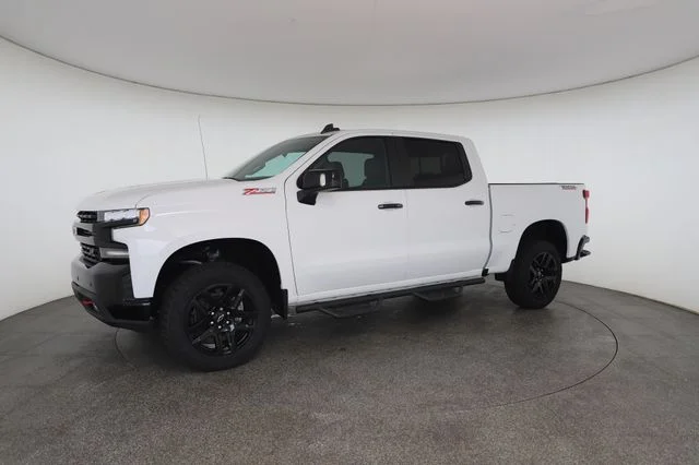 Used 2021 White Chevrolet LT Trail Boss image 8