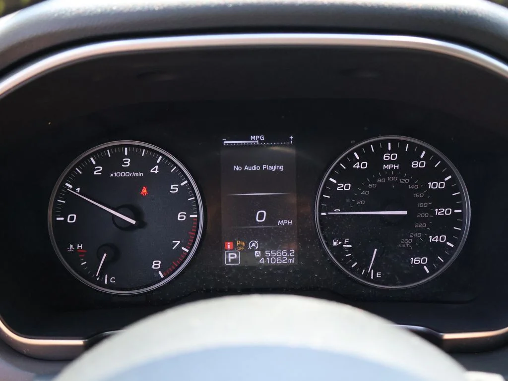 Used 2025 White Subaru Onyx Edition image 29