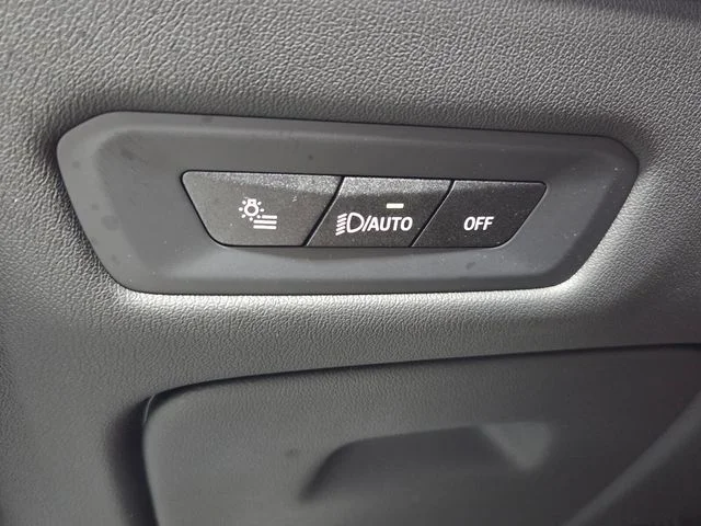 Used 2024 Gray BMW xDrive40i image 30