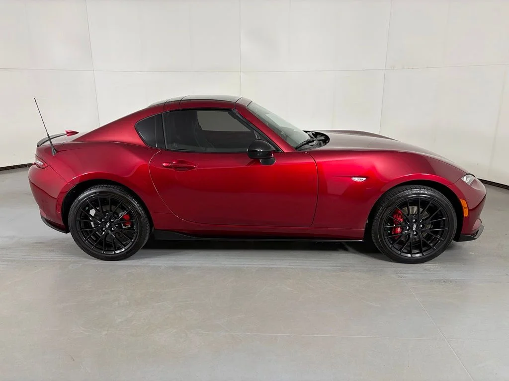 Used 2025 Red Mazda Club image 11