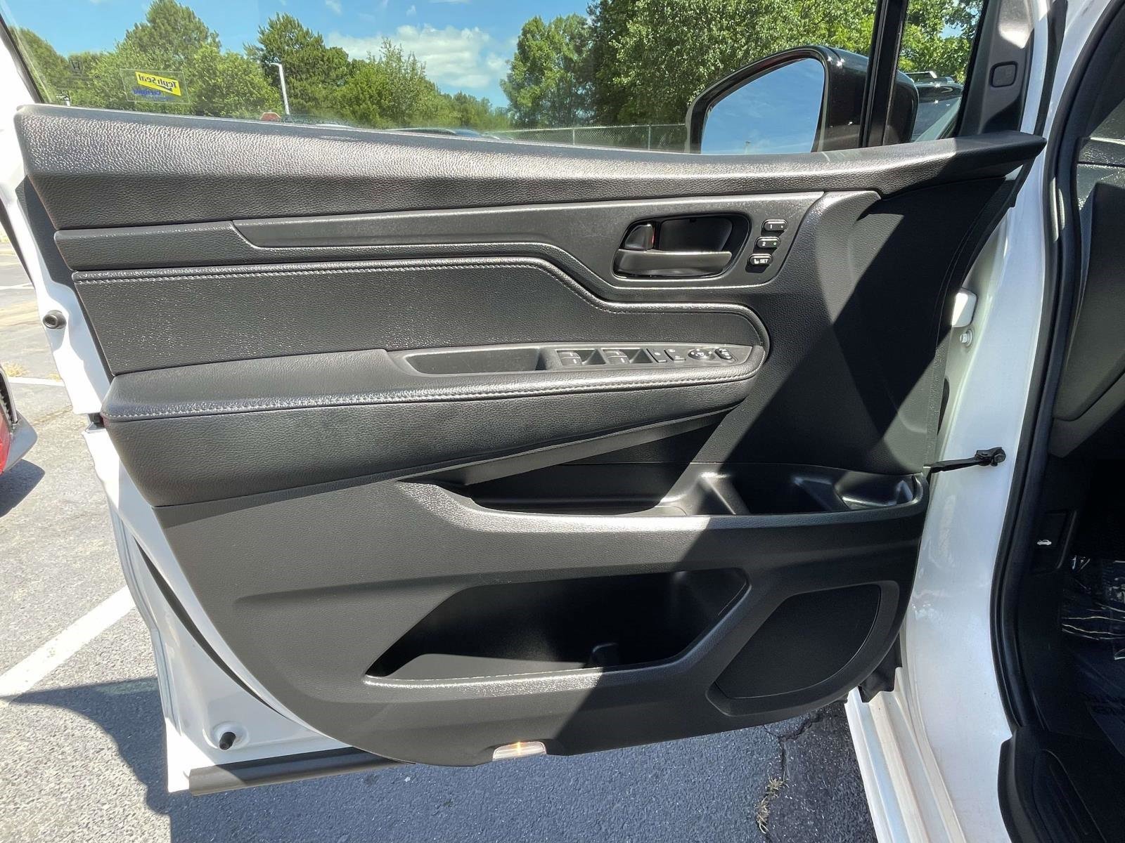 2025 Honda Odyssey Sport L - Photo 17