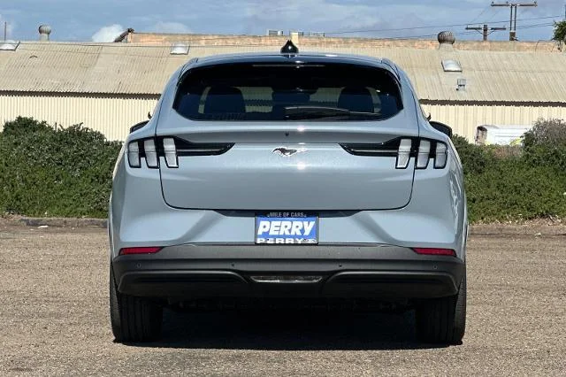 New 2026 Glacier Gray Metallic Tri-coat Ford Premium image 29