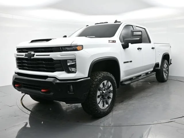 Used 2024 Summit White Chevrolet Custom image 3