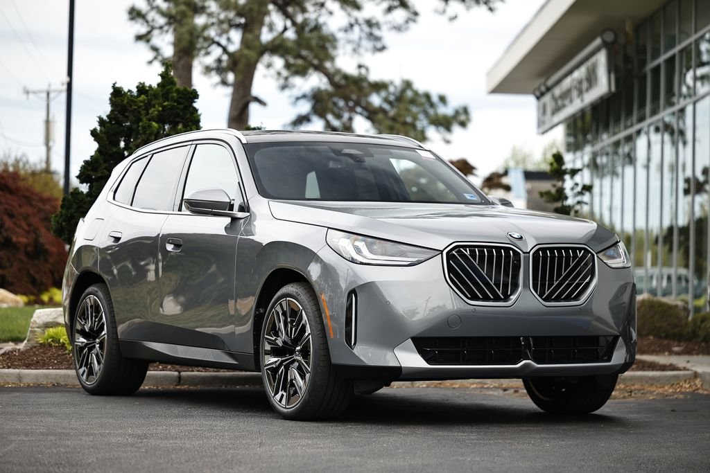 New 2026 Skyscraper Grey Metallic BMW 30 xDrive image 1