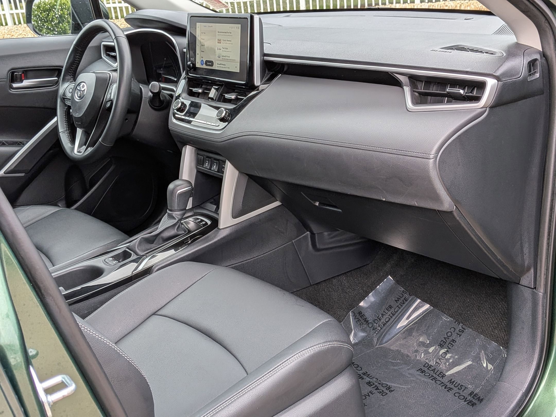 Used 2024 Cypress Toyota XLE AWD image 30