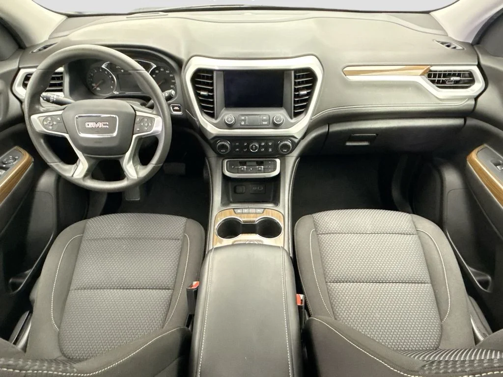 Used 2023 White GMC SLE image 13