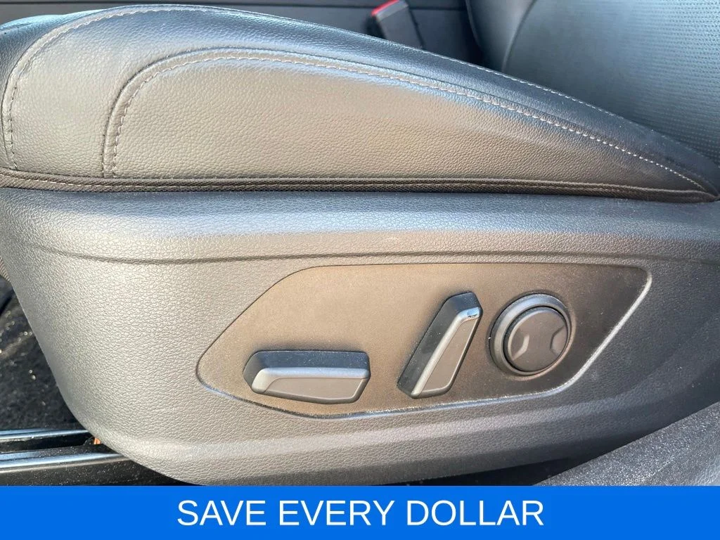 Used 2026 White Kia EX image 19