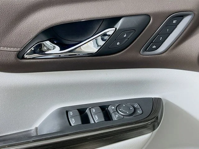 2022 GMC Acadia SLT - Photo 9