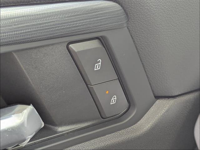 New 2026 Summit White GMC Elevation image 26