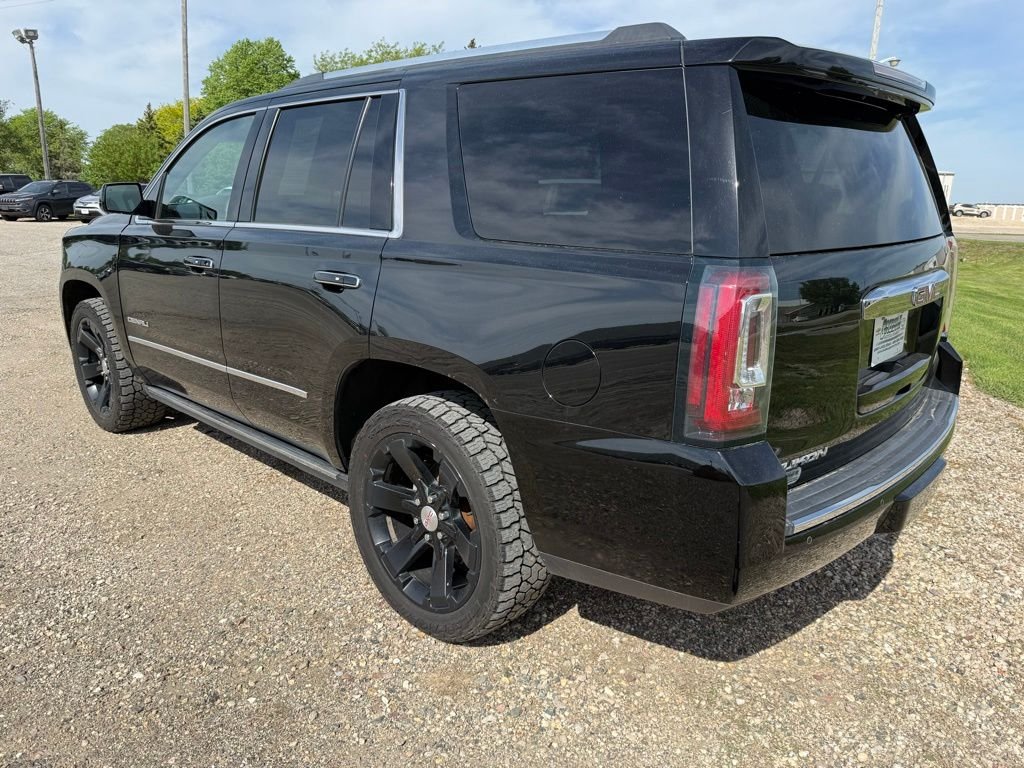 Used 2016 Black GMC Denali image 5