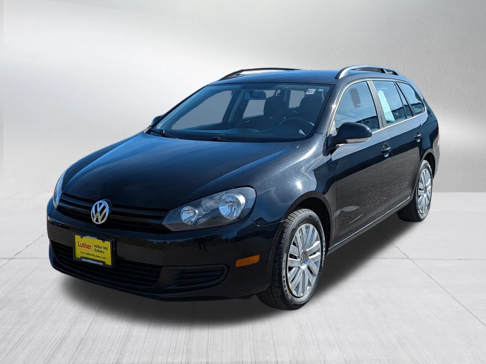 Used 2014 Black Uni Volkswagen S image 3