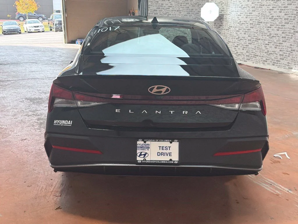 New 2026 Abyss Black Hyundai SEL Sport image 6